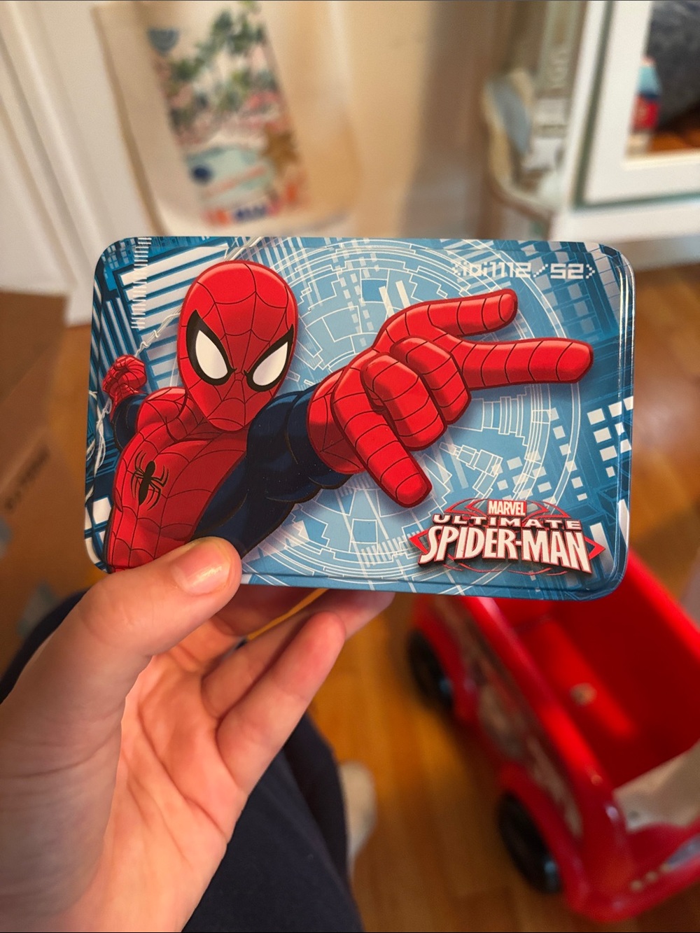 Marvel Spider-Man Tin Case - Red, Blue
